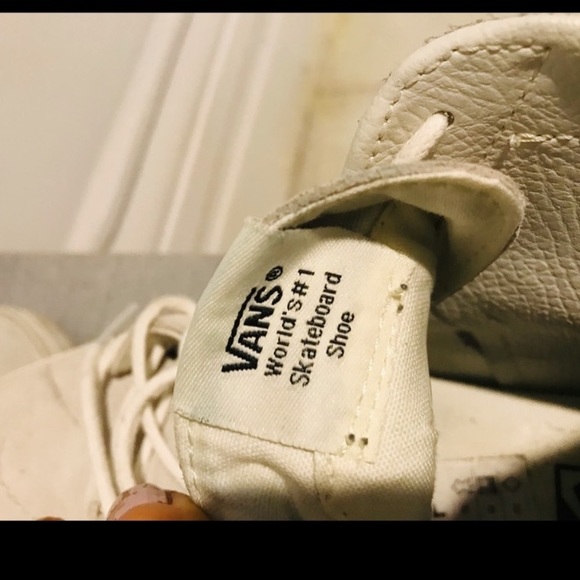 VANS skate fringe shoe grey off the wall 8 woman’s / 6.5 mens - Picture 9 of 9